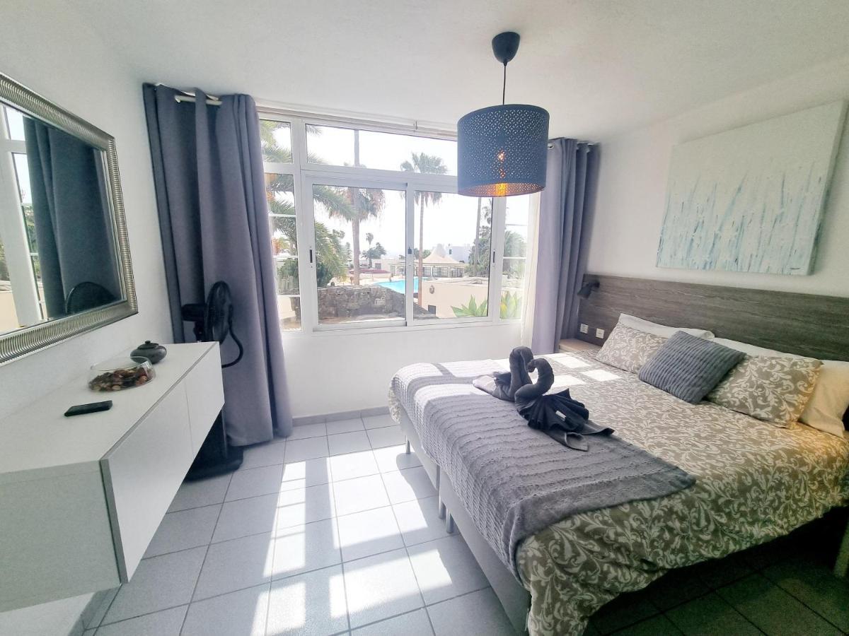 Luxury Apartamento Luz De Mar Complejo Playa Roca Costa Teguise Dış mekan fotoğraf